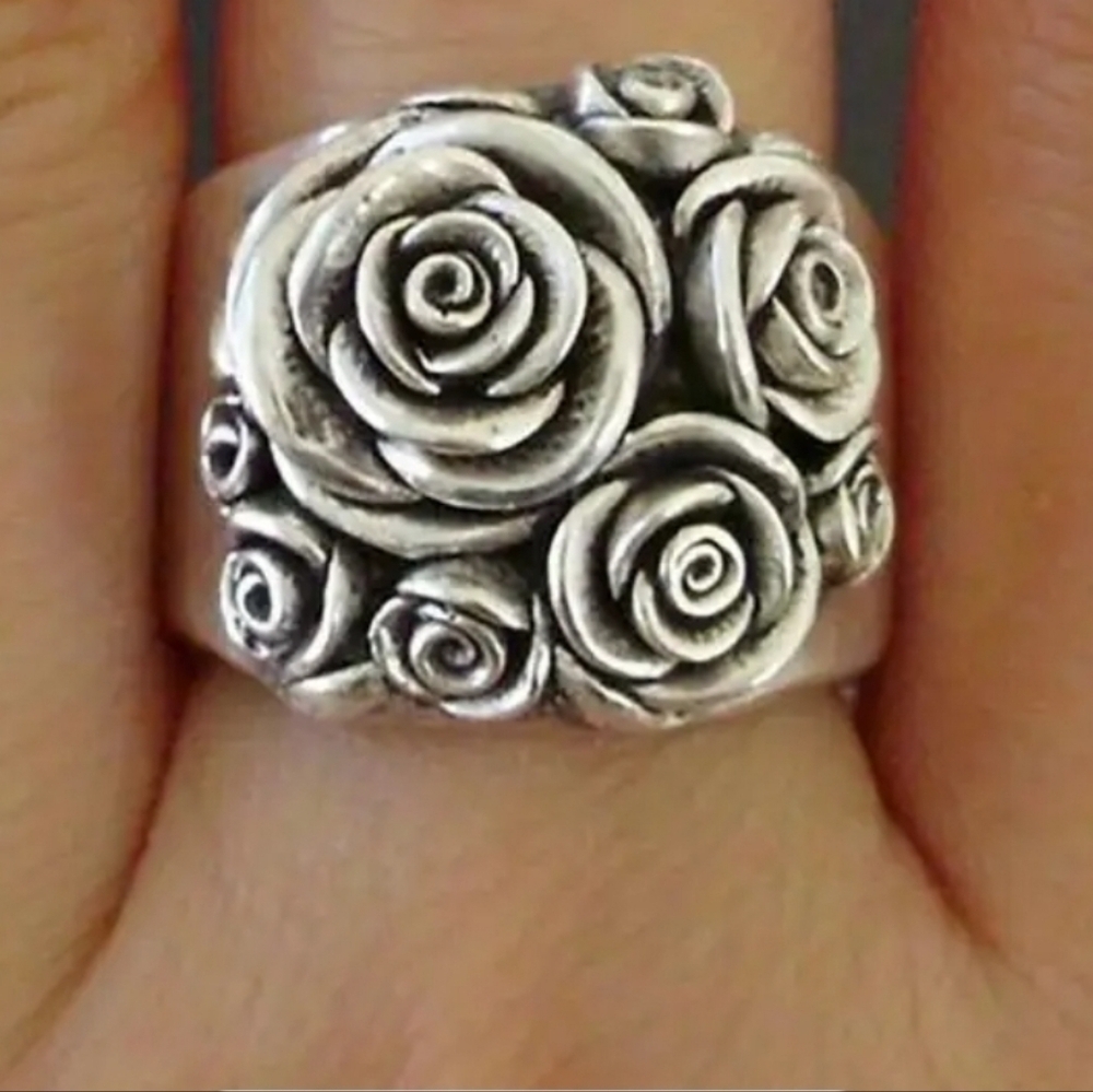 Sterling silver ring Sz 9 Rose Ring - Picture 3 of 4